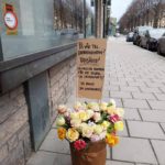 Fleurs gratuites à déposer à Drottninggatan