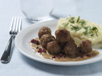 Köttbullar, purée et sauce brune