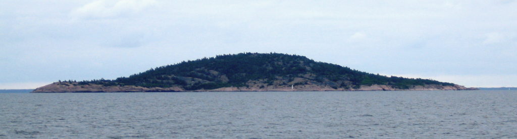 L'île Blå Jungfrun