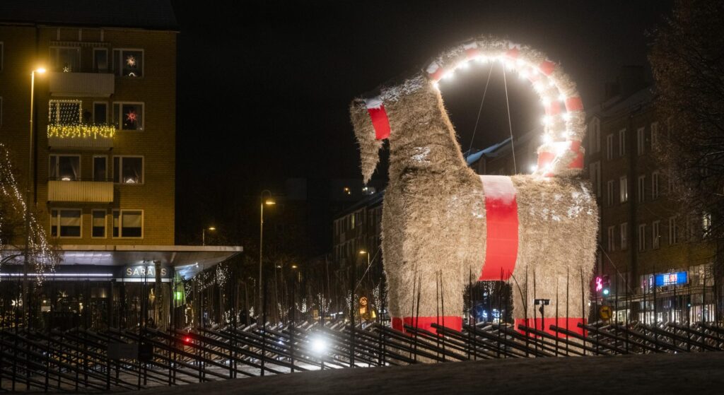 Gävlebocken by night